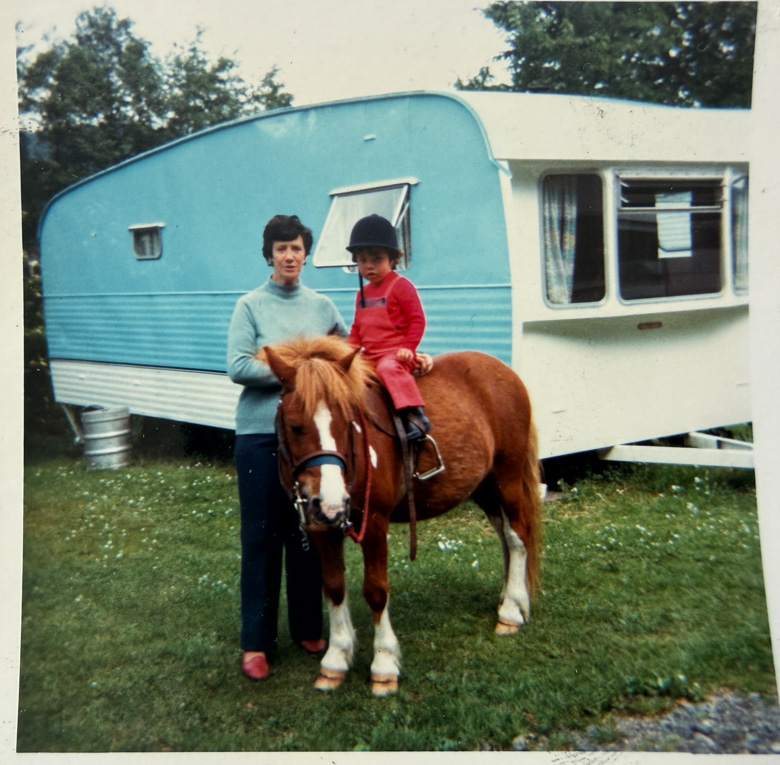Alison Pony 1